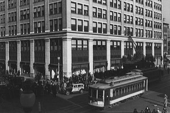 A streetcar in front of Woodward and Lothrop department store