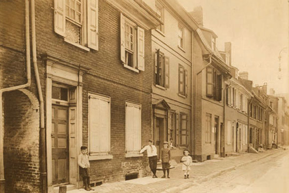 Elfreth's Alley in Philadelphia--the oldest residential street in the US--shown in 1910